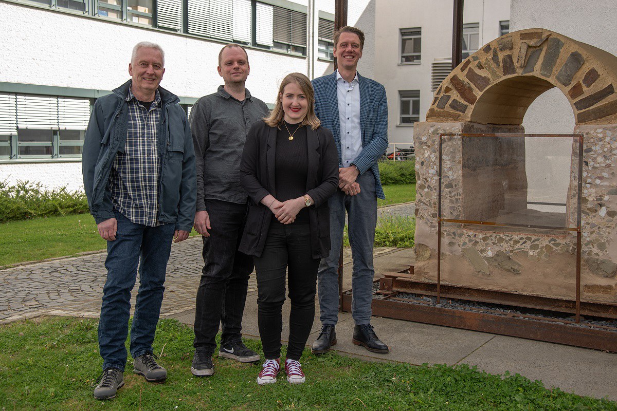Das SPOWAR-Team des UKB: Dr. Harald Färber, Carsten Felder, Esther Sib und Prof. Nico Mutters.